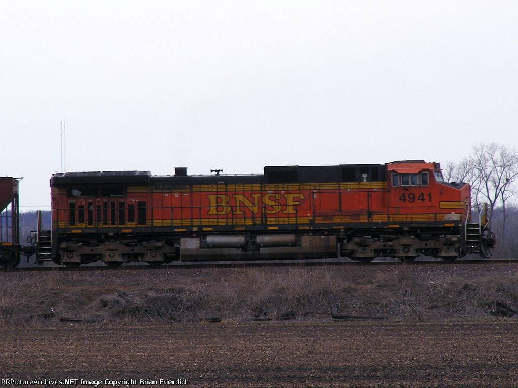 BNSF 4941